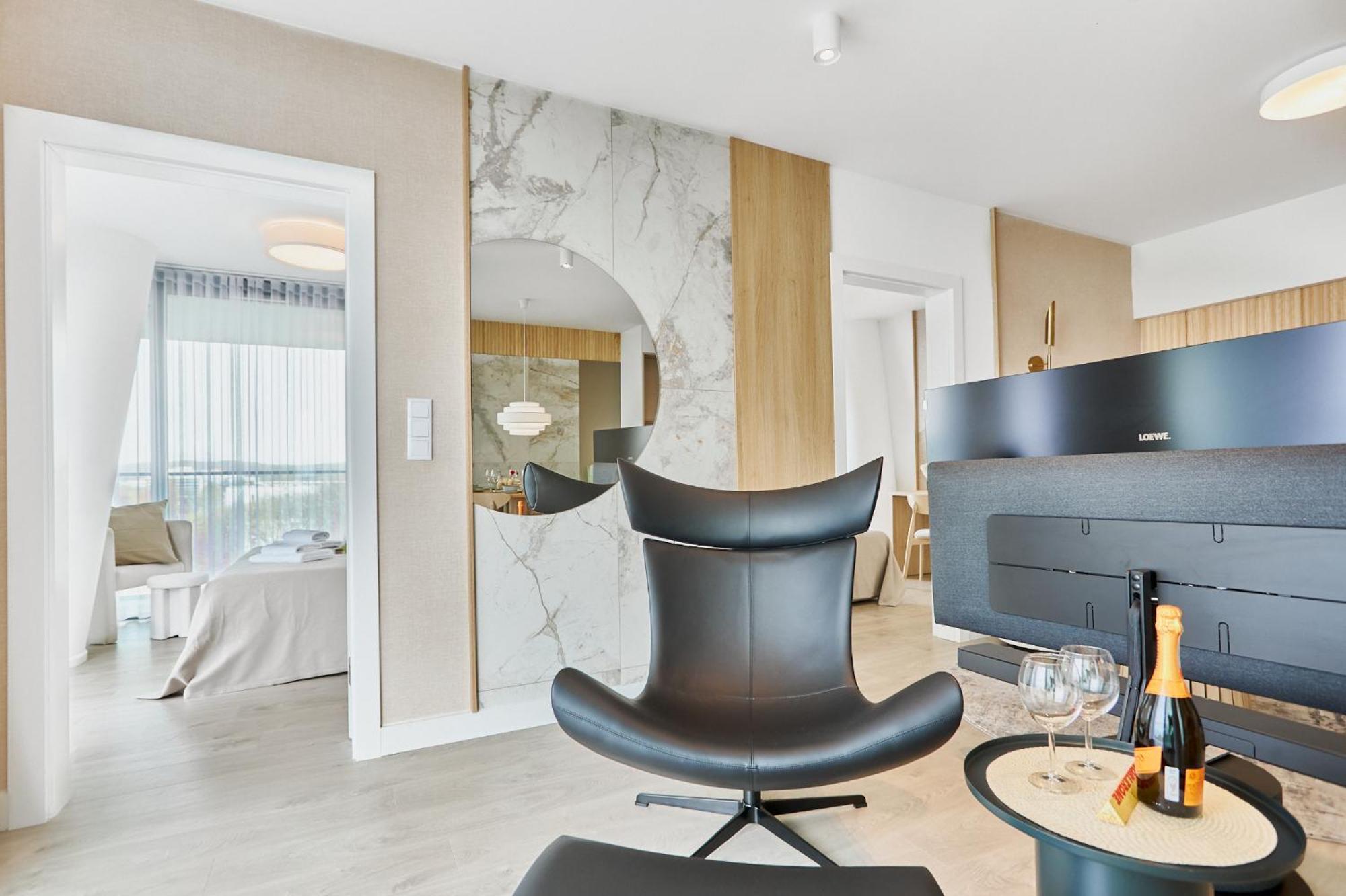 Wave Beachfront Family Apartment Miedzyzdroje Extérieur photo